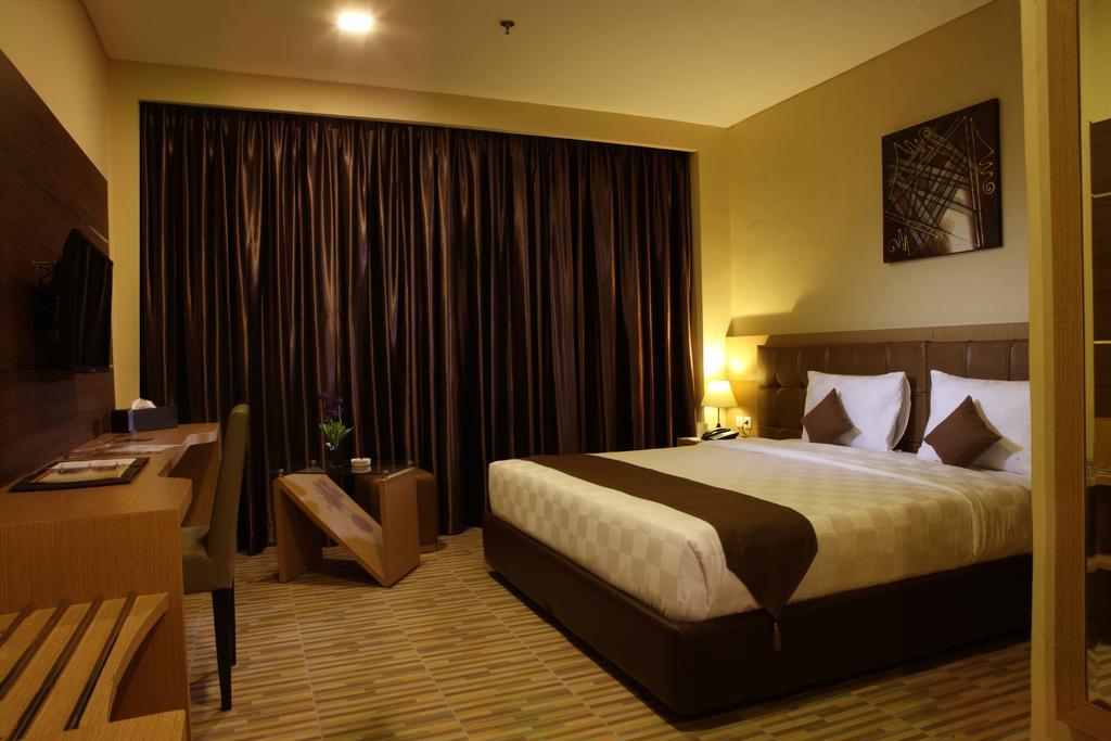Asoka Luxury Hotel Μπαντάρ Λαμπούνγκ Δωμάτιο φωτογραφία